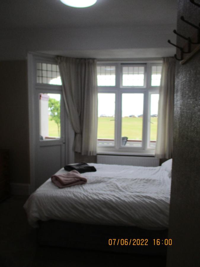 Sefton Lodge Seafront ,Panoramic Sea View Ensuite Balcony Rooms Available, Guest Garden Paignton Exterior foto