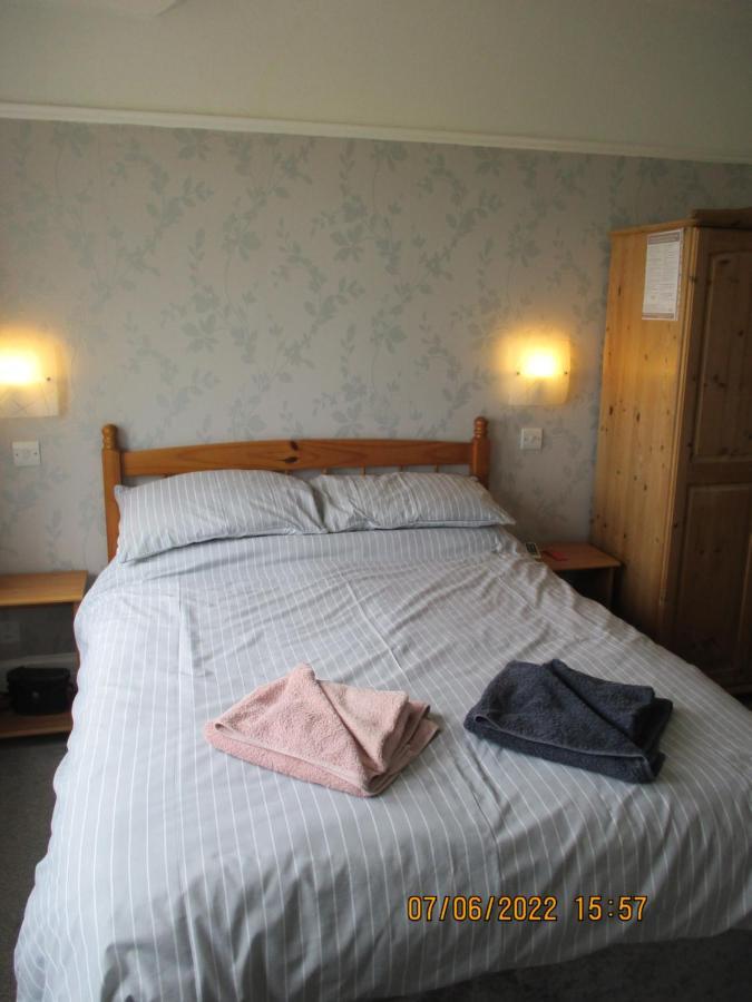 Sefton Lodge Seafront ,Panoramic Sea View Ensuite Balcony Rooms Available, Guest Garden Paignton Exterior foto