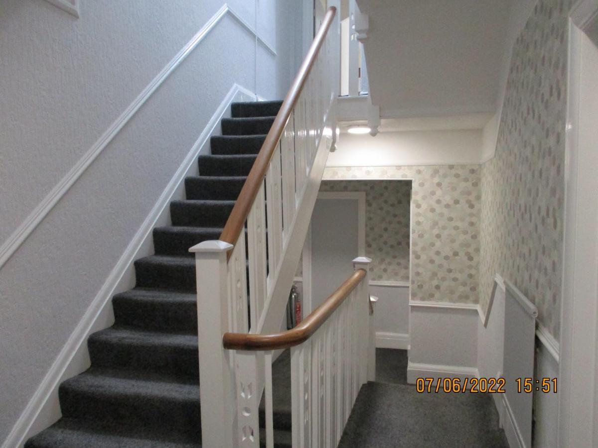Sefton Lodge Seafront ,Panoramic Sea View Ensuite Balcony Rooms Available, Guest Garden Paignton Exterior foto